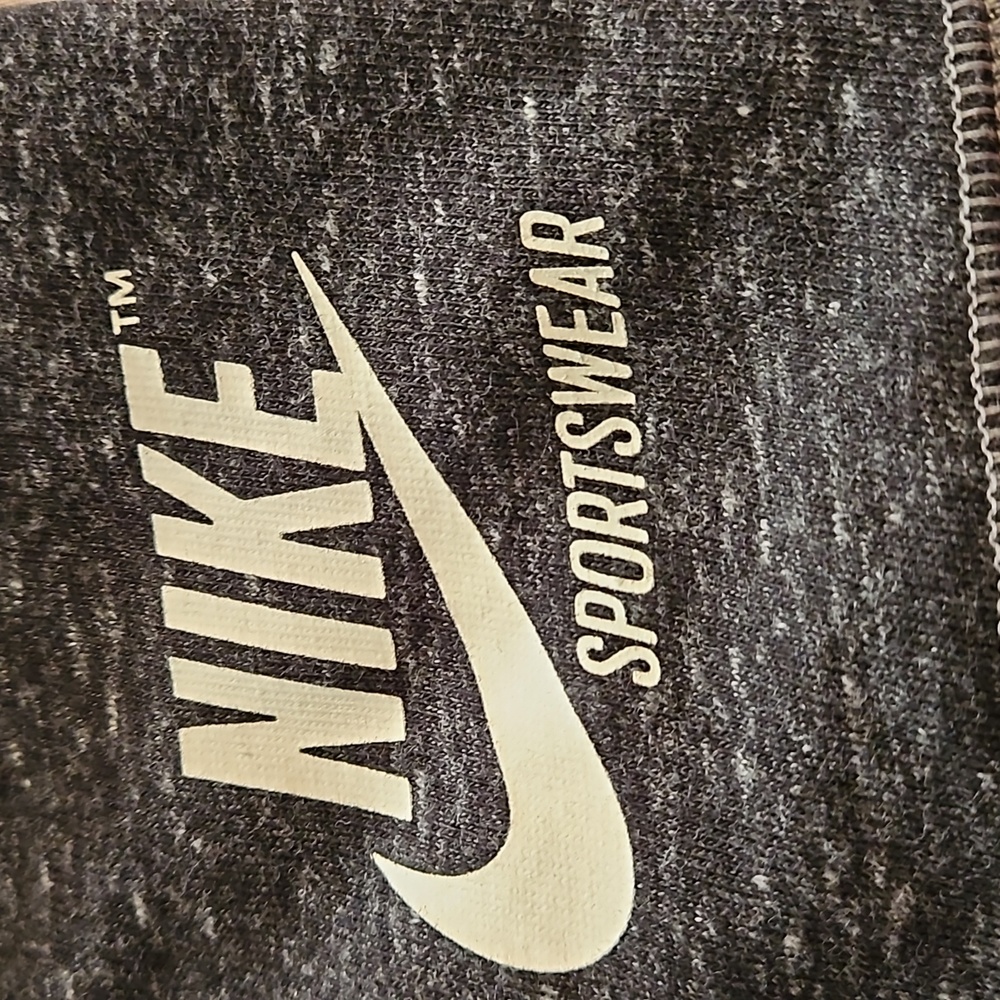 Nike XXL tank top - Picture 3 of 4
